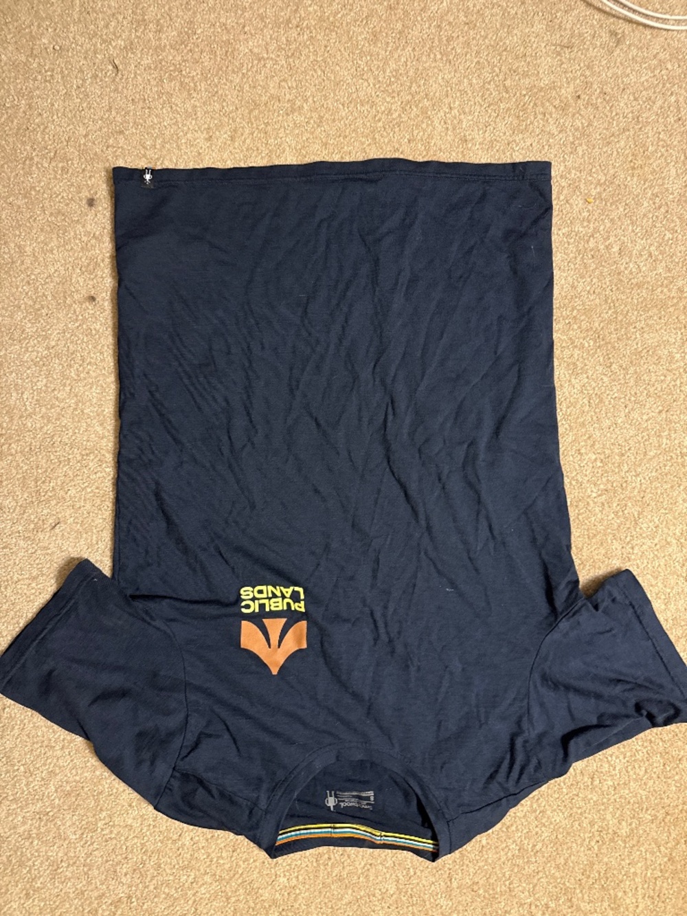 Smart wool navy blue T-shirt, excellent condition